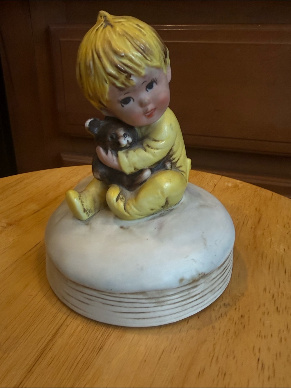 Vintage Ceramic 1974 “Moppets” music box by Gorham made in Japan